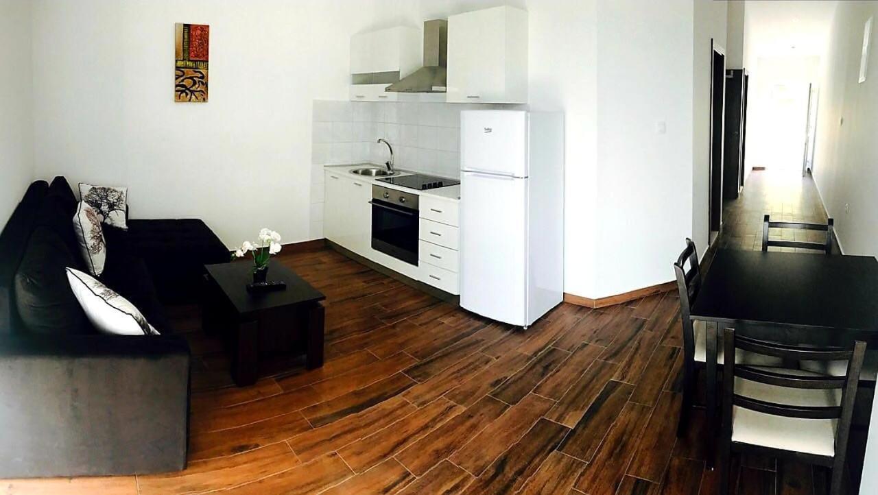Apartmani Maki Omiš Eksteriør bilde