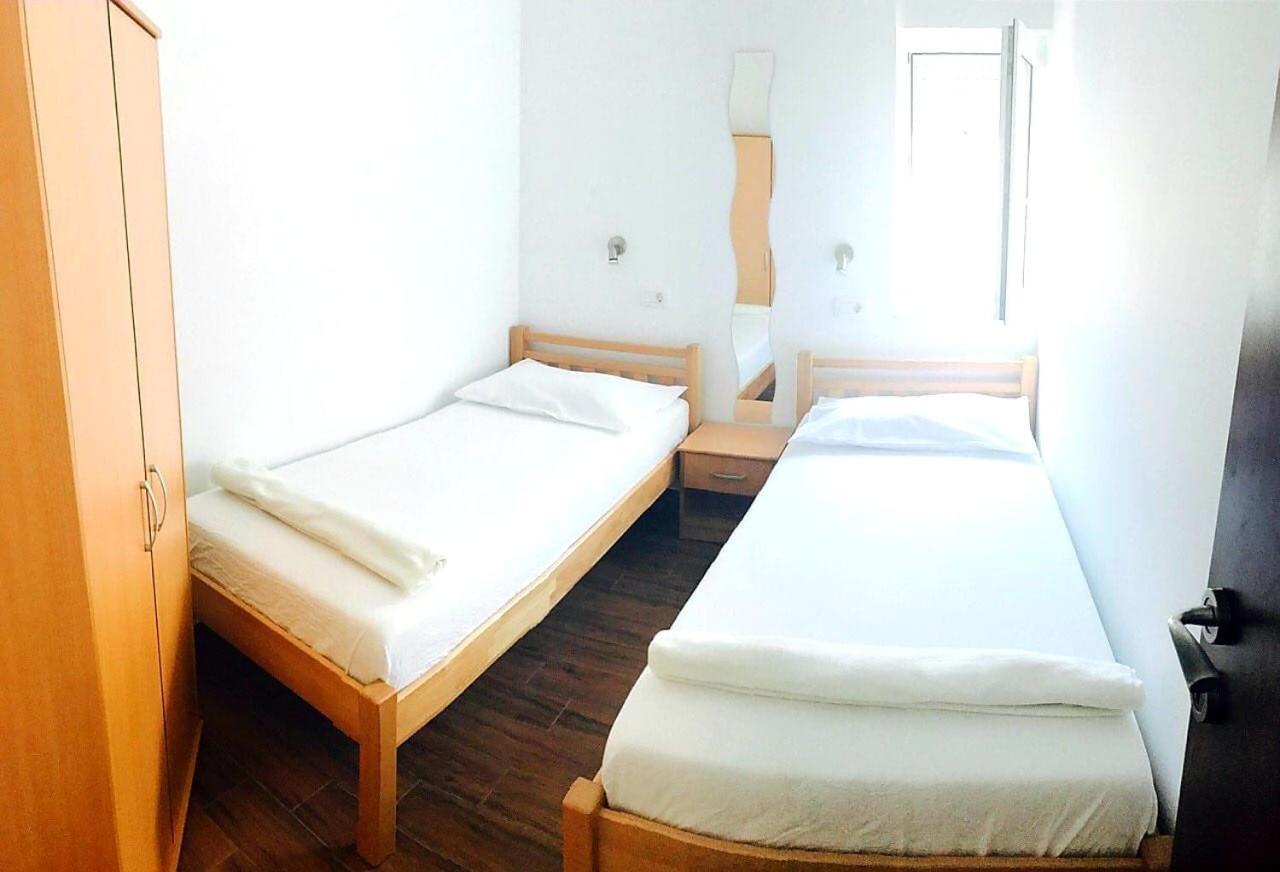 Apartmani Maki Omiš Eksteriør bilde